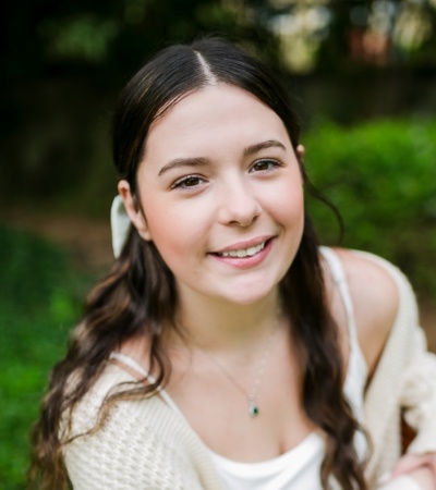 Dental Assistant, Olivia